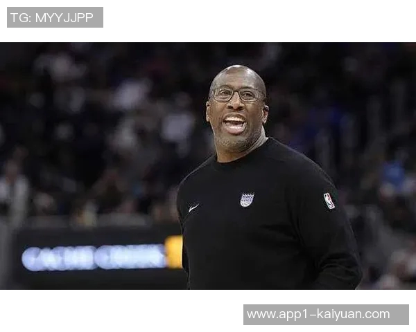 解说:里德麦丹迪文的投篮不准但仍有独特打法芬奇该如何应对 解说:里德麦丹迪文的投篮不准但仍有独特打法芬奇该如何应对