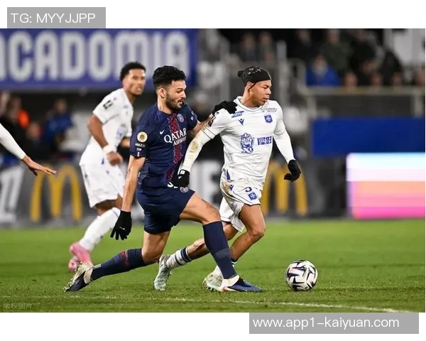 纽卡斯尔本赛季表现分析：联赛低迷与欧冠战绩对比探讨